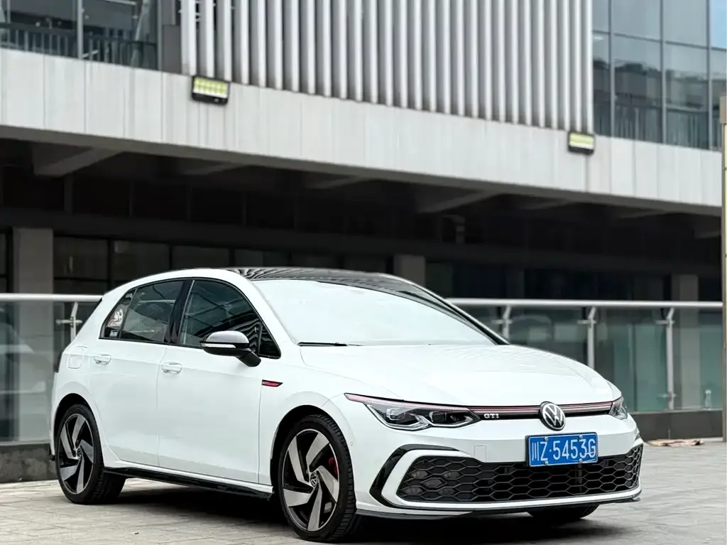 Volkswagen Golf GTI 2022 из CN, фото 3