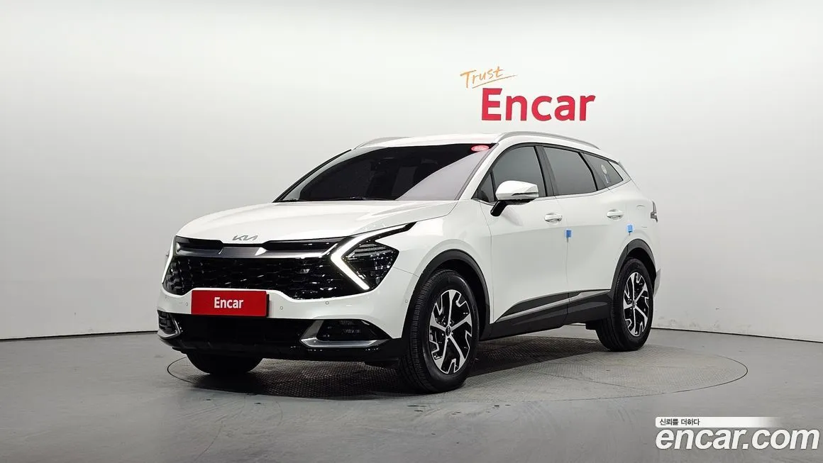 Kia Sportage — фото 1