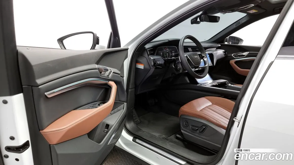 Audi Q8 e-tron 2024 из KR, фото 10
