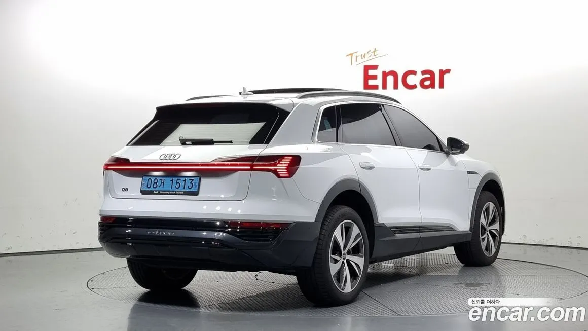 Audi Q8 e-tron 2024 из KR, фото 2