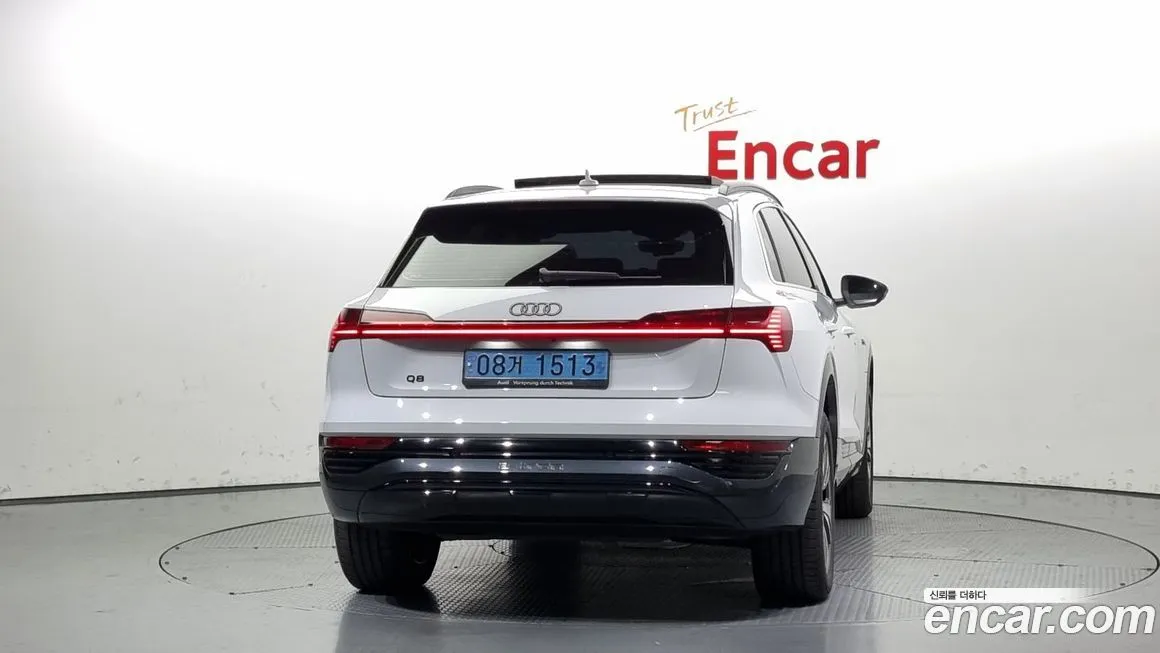 Audi Q8 e-tron 2024 из KR, фото 4