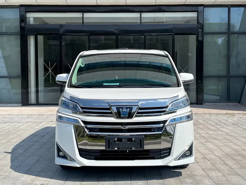 Toyota Vellfire 2022 из CN, фото 2