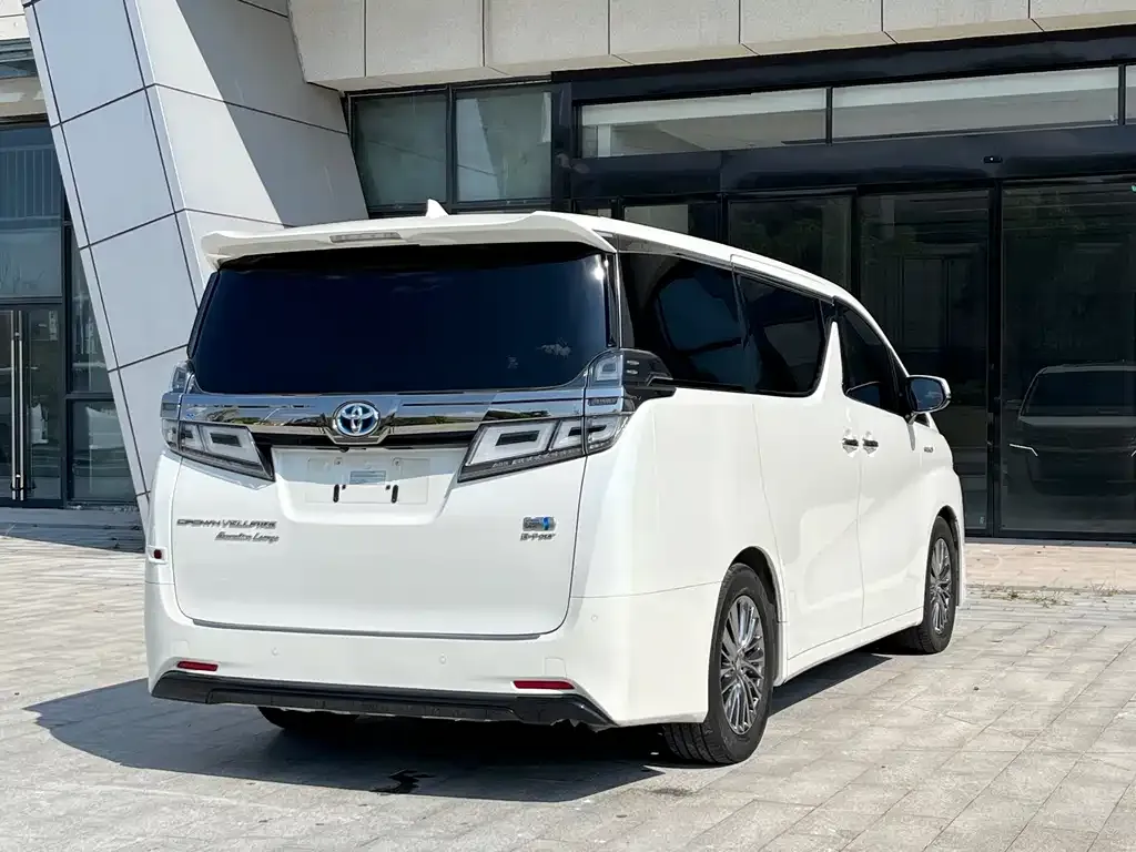 Toyota Vellfire 2022 из CN, фото 7