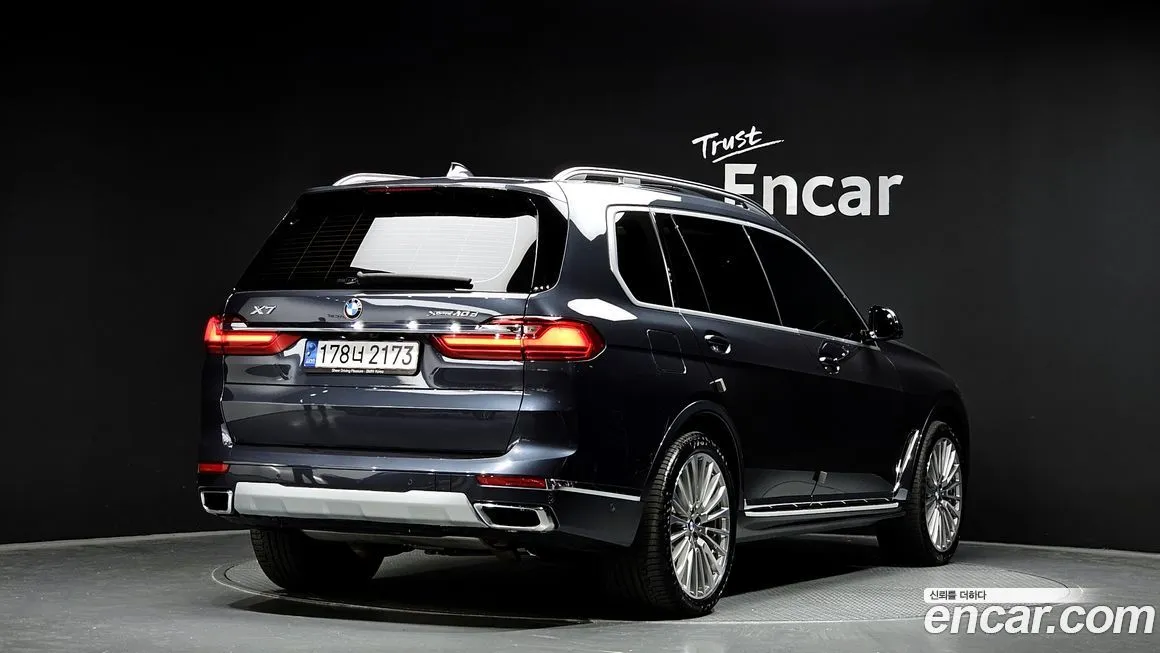 BMW X7 — фото 2