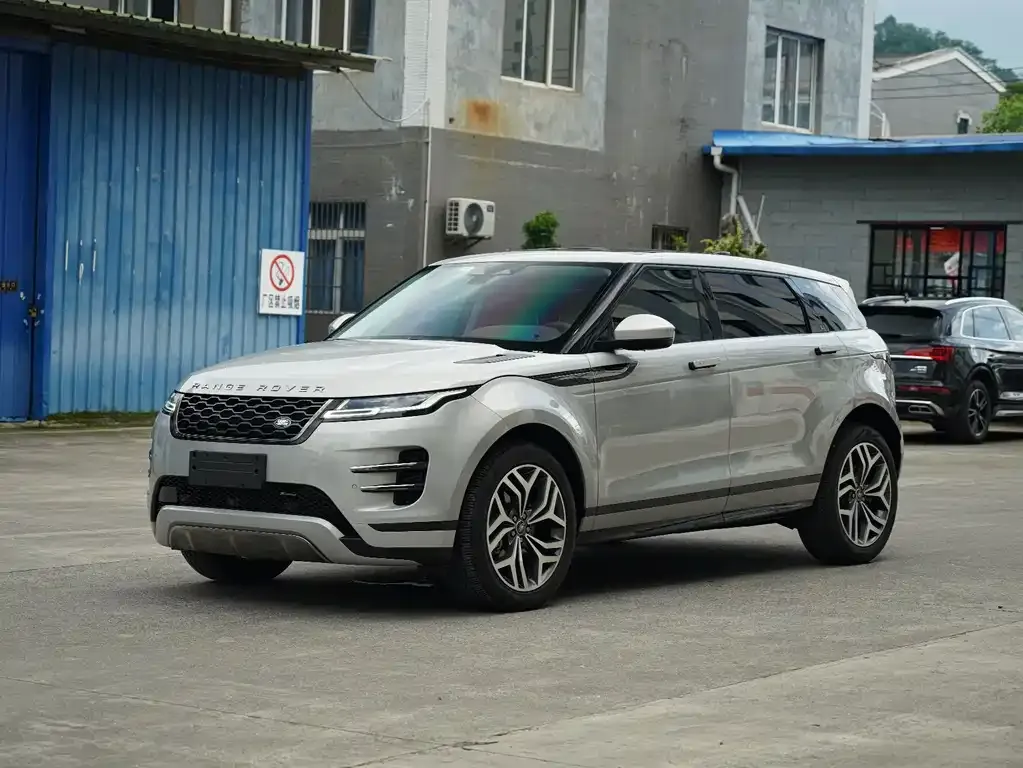 Land Rover Evoque — фото 1