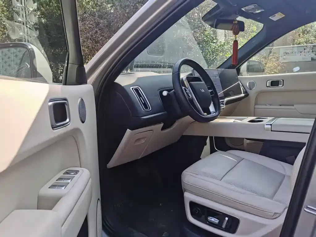 Li Auto L8 2023 из CN, фото 4