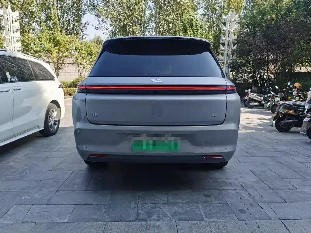 Li Auto L8 2023 из CN, фото 8