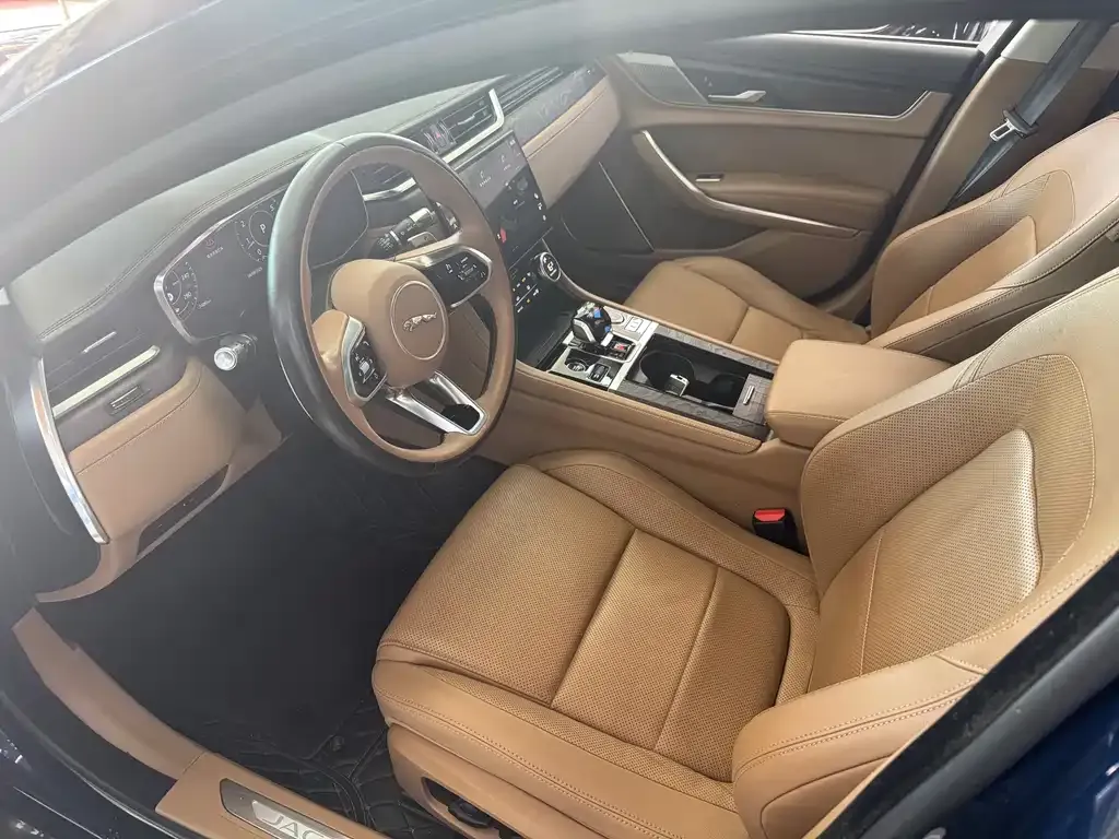 Jaguar XFL 2021 из CN, фото 6
