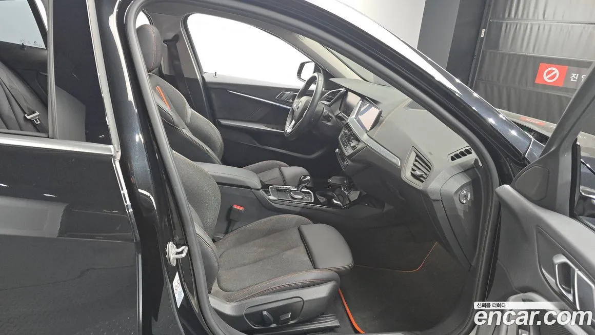 BMW 1-Series 2021 из KR, фото 10