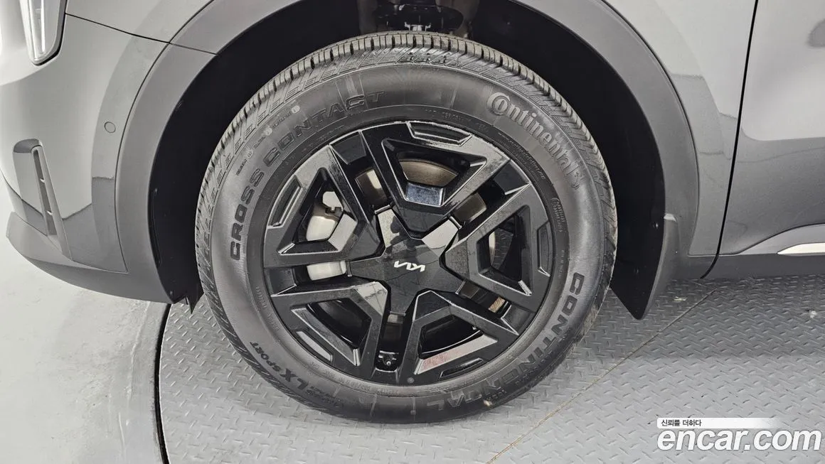 Kia Sorento — фото 5