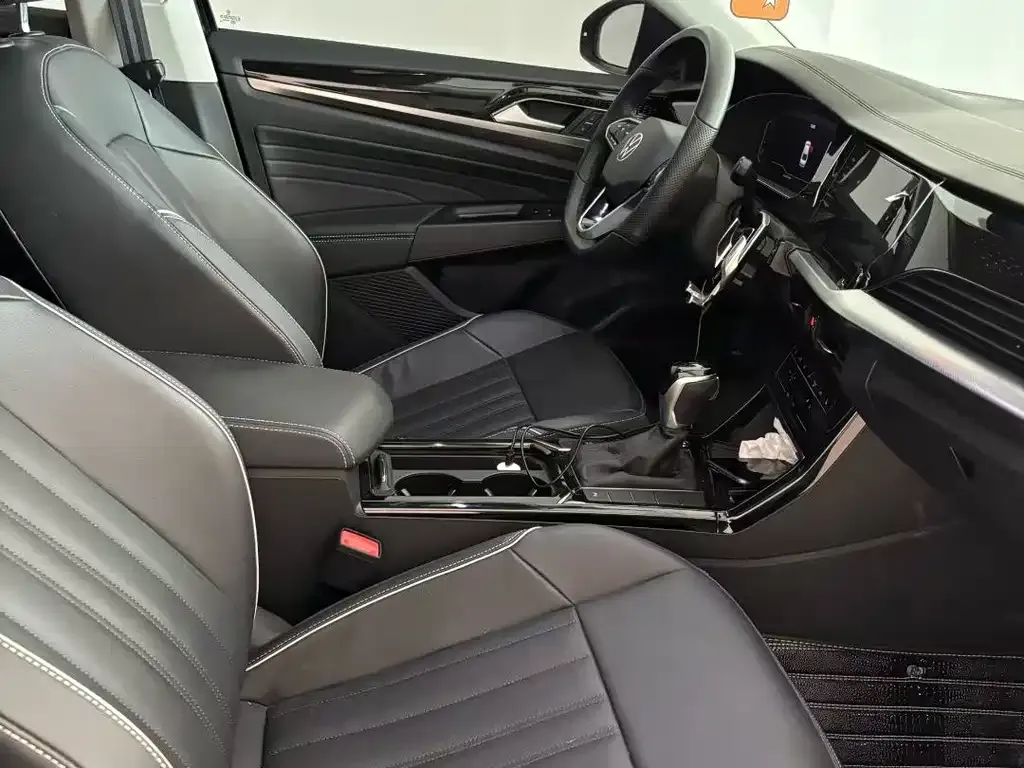 Volkswagen Passat — фото 6