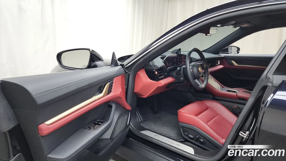 Porsche Taycan 2024 из KR, фото 10