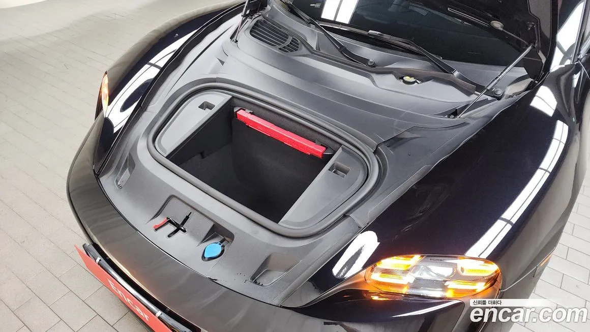 Porsche Taycan 2024 из KR, фото 6