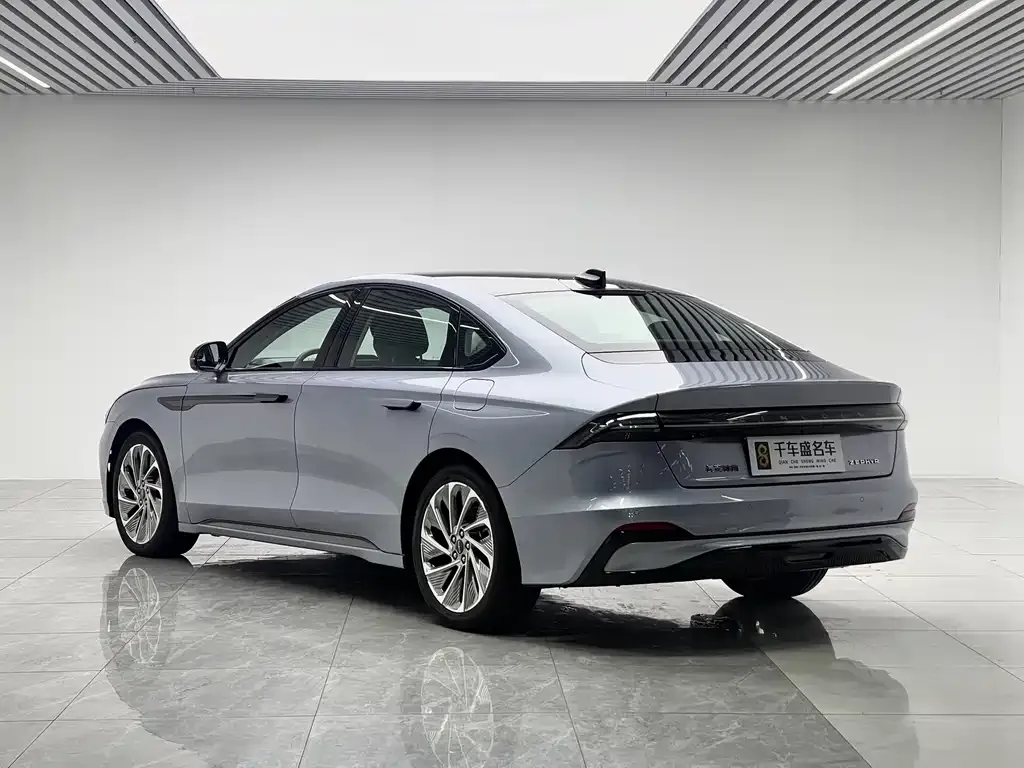 Lincoln Z 2024 из CN, фото 7