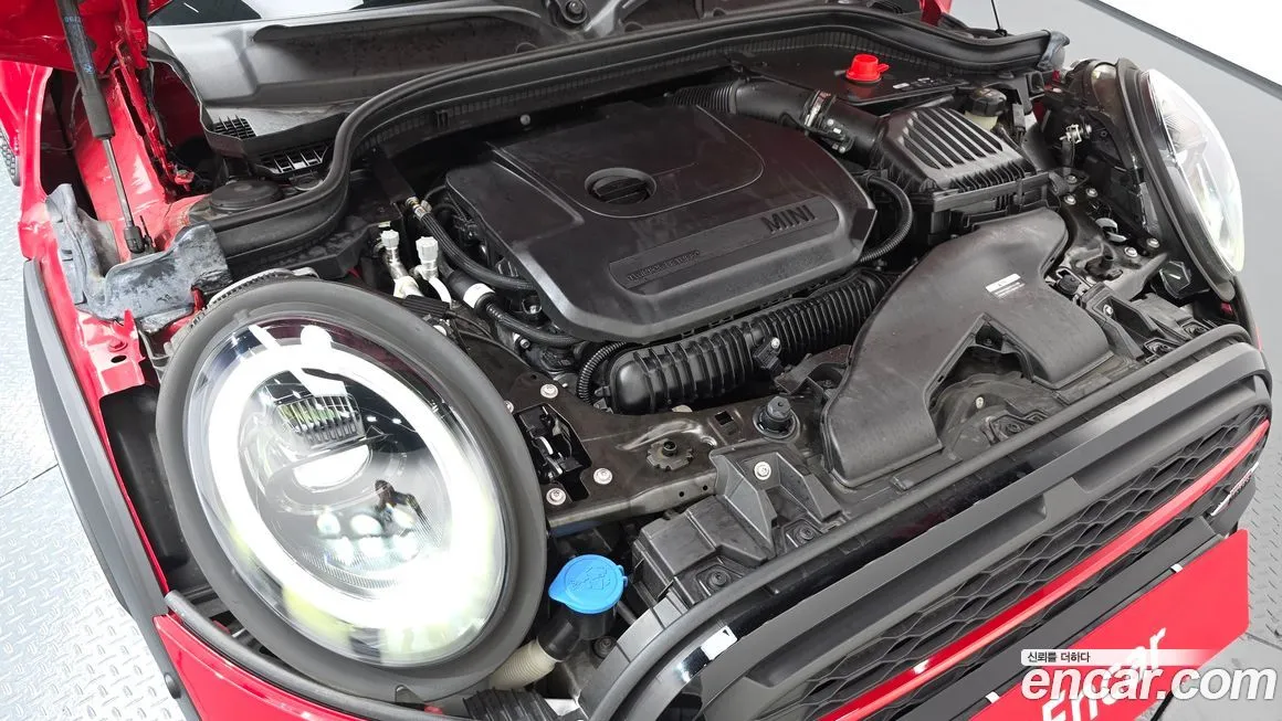 Mini Cooper Convertible 2023 из KR, фото 6