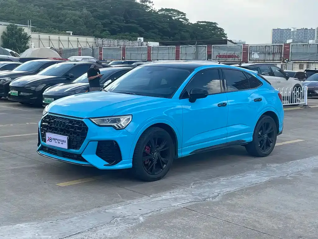 Audi Q3 Sportback 2023 из CN, фото 1