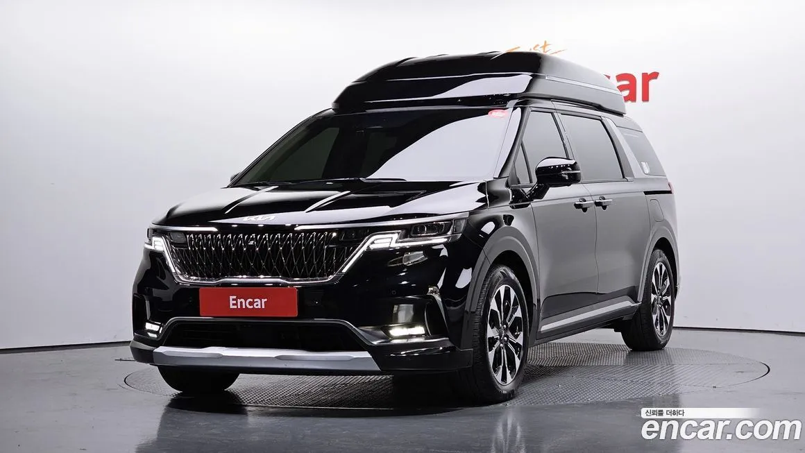 Kia Carnival — фото 1
