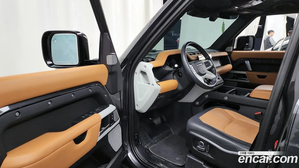 Land Rover Defender 2023 из KR, фото 10