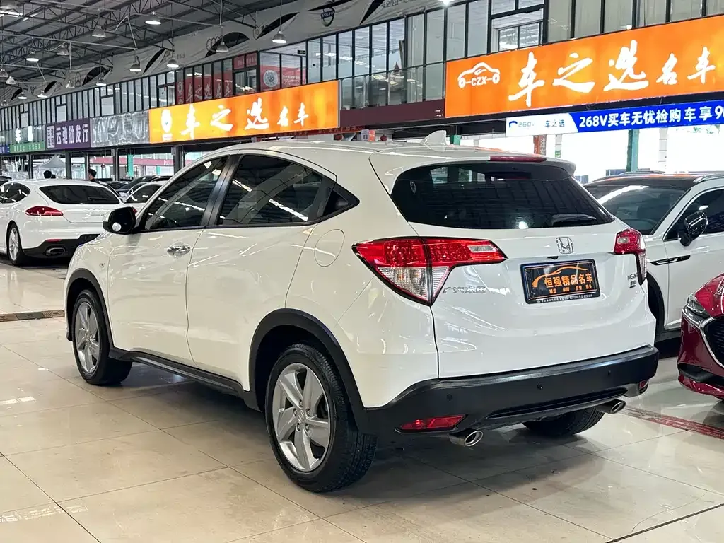 Honda Vezel — фото 4