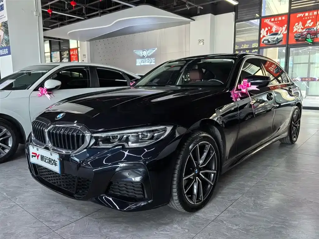 BMW 3 Series 2022 из CN, фото 1