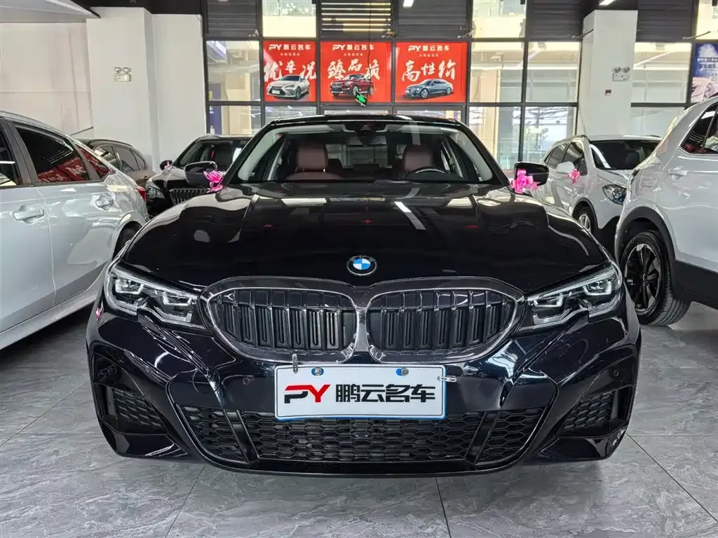 BMW 3 Series 2022 из CN, фото 2