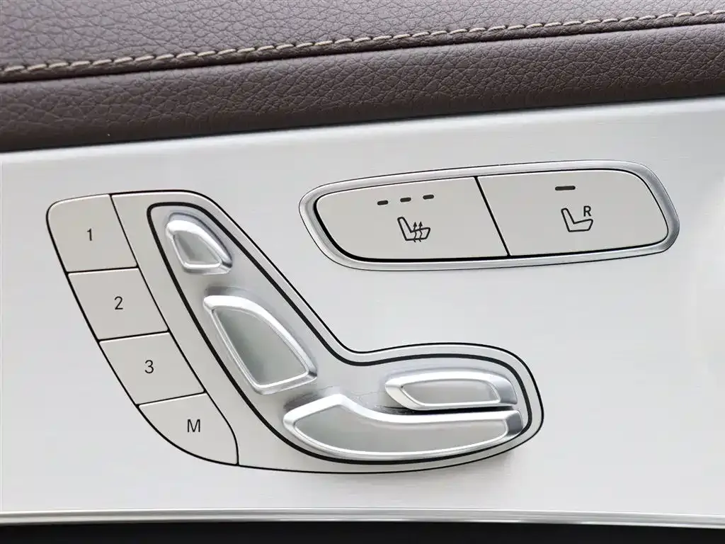 Mercedes-Benz GLC — фото 6