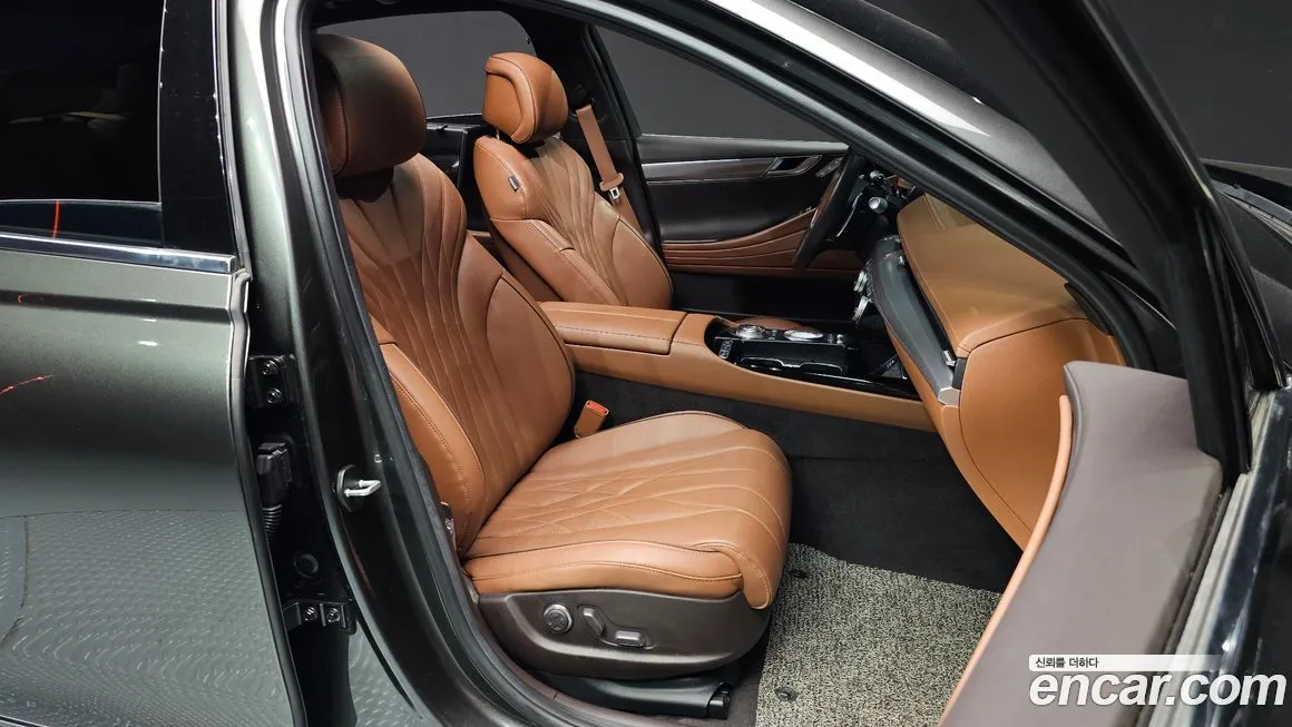 Genesis G80 — фото 10