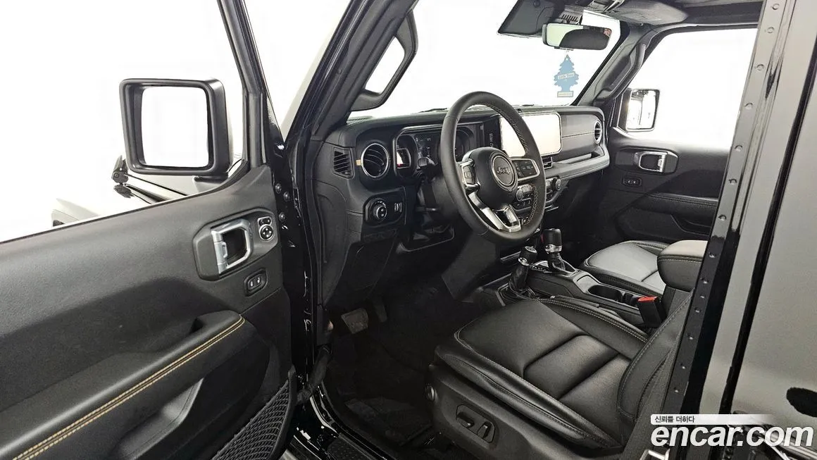 Jeep Wrangler 2024 из KR, фото 10