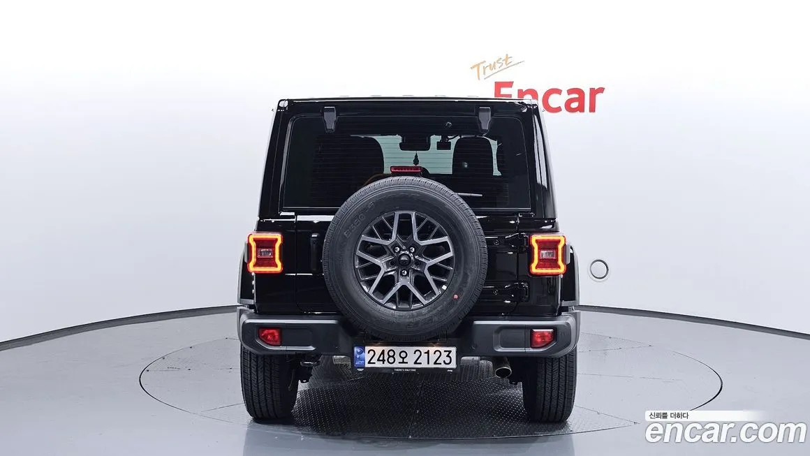 Jeep Wrangler 2024 из KR, фото 4