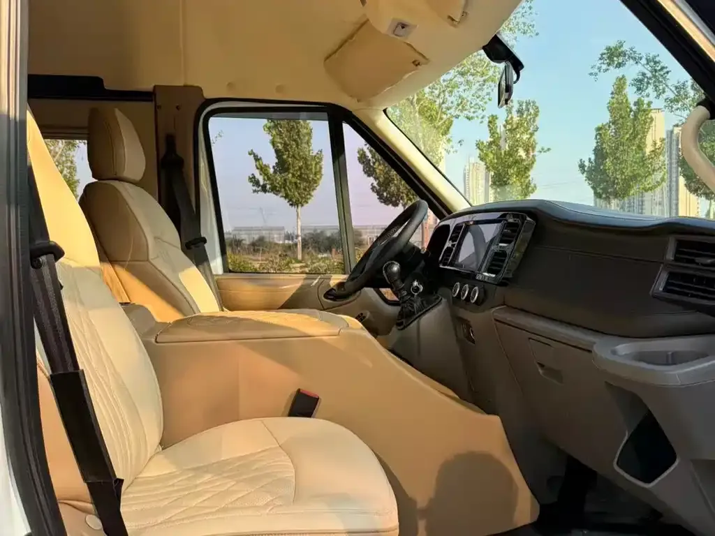 Ford Transit Custom 2022 из CN, фото 5