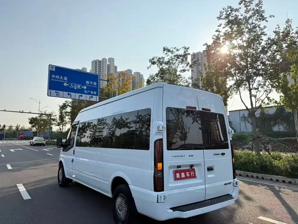 Ford Transit Custom 2022 из CN, фото 9