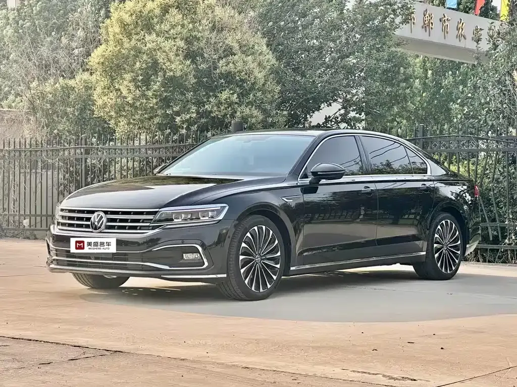 Volkswagen Phideon 2023 из CN, фото 1