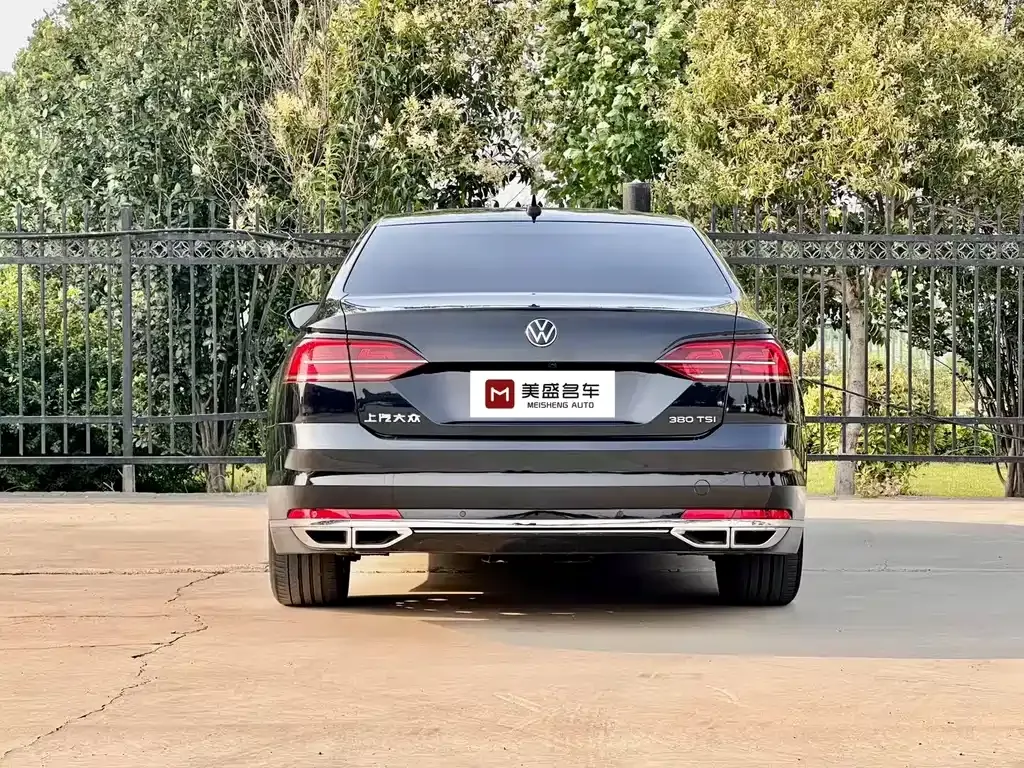 Volkswagen Phideon 2023 из CN, фото 8