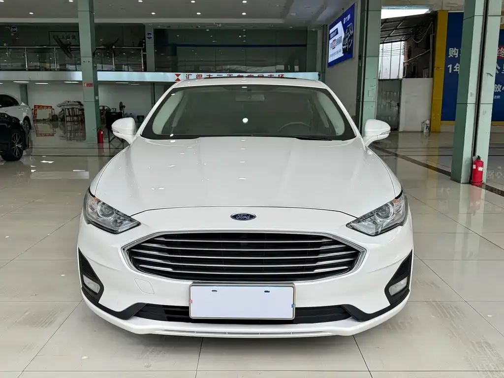 Ford Mondeo 2021 из CN, фото 2