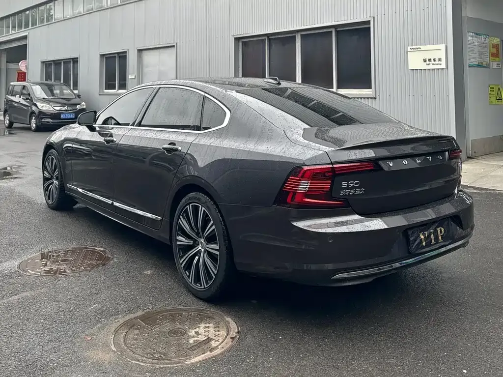Volvo S90 — фото 7