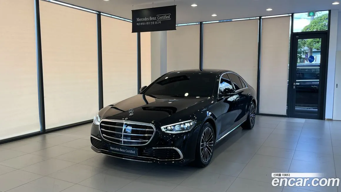 Mercedes-Benz S-Class — фото 1