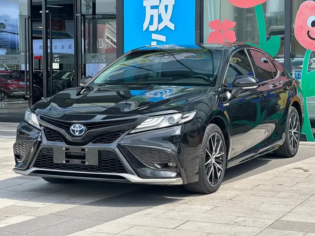 Toyota Camry 2022 из CN, фото 3