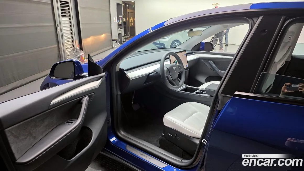Tesla Model Y 2024 из KR, фото 10