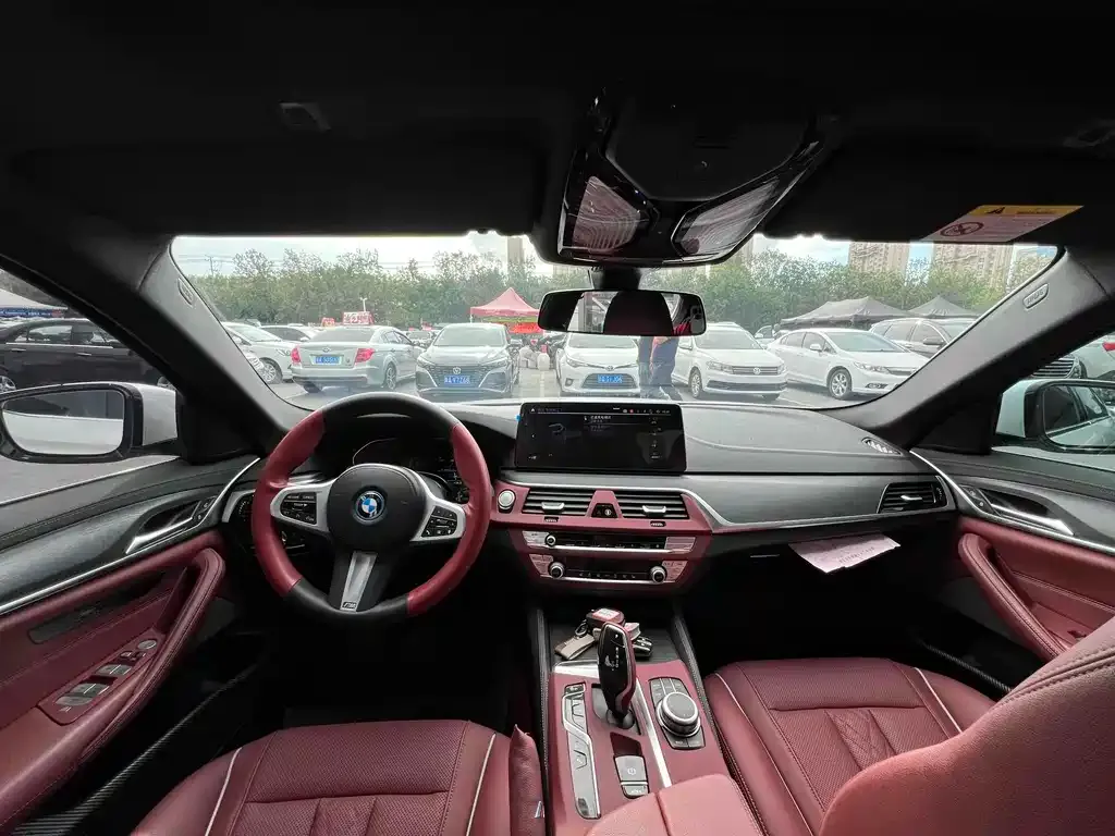 BMW 5 Series New Energy — фото 5