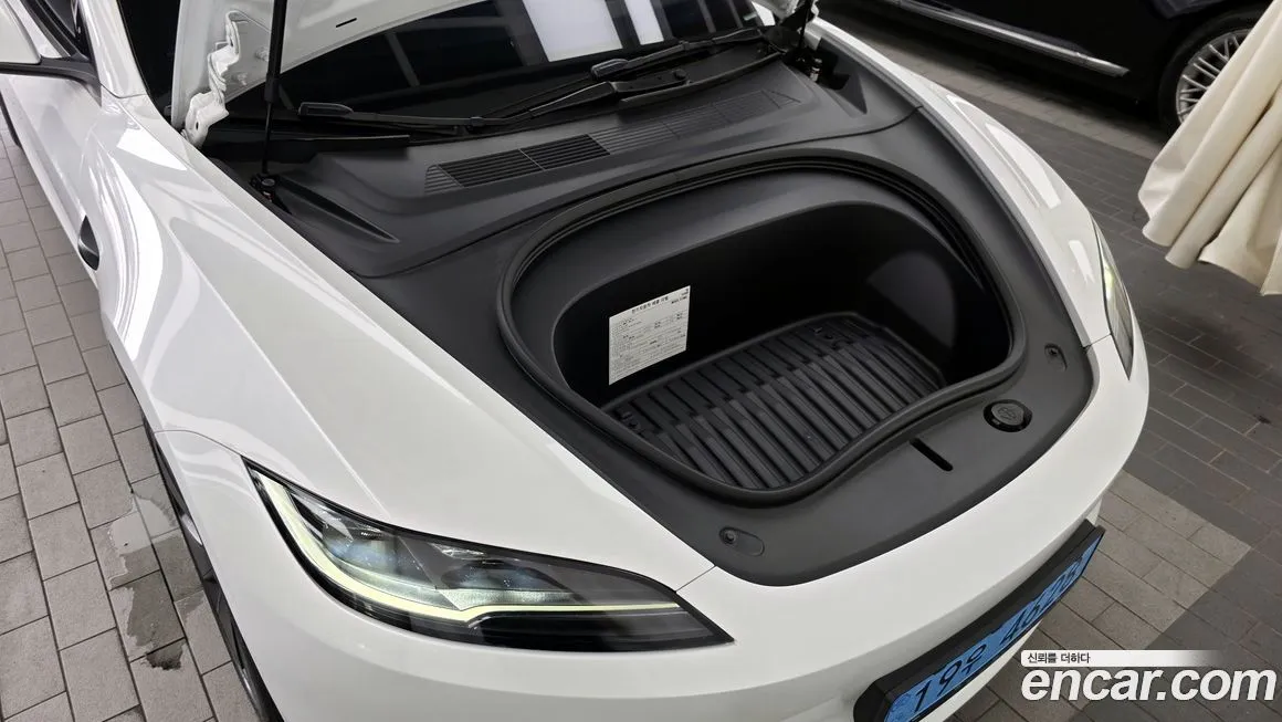 Tesla Model 3 — фото 6