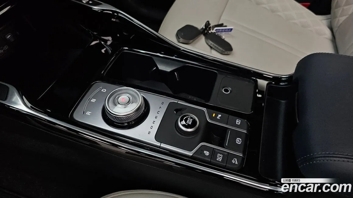 Kia Sorento — фото 9