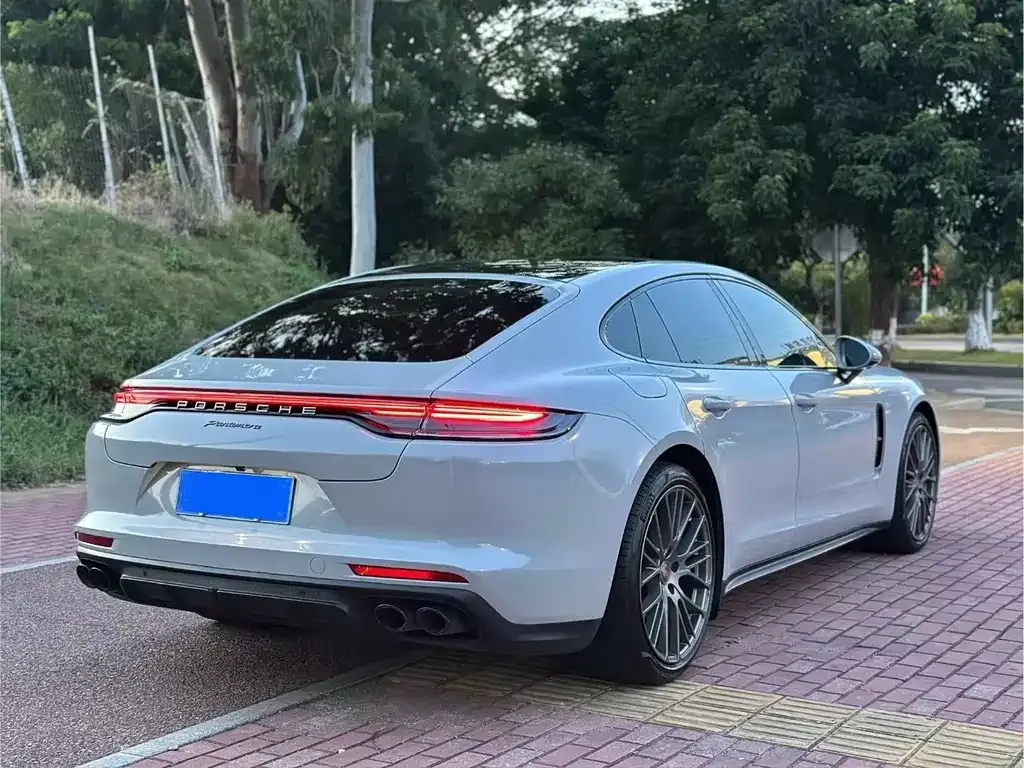 Porsche Panamera — фото 9