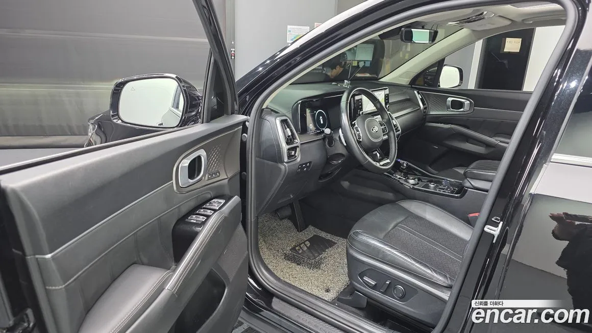 Kia Sorento — фото 10