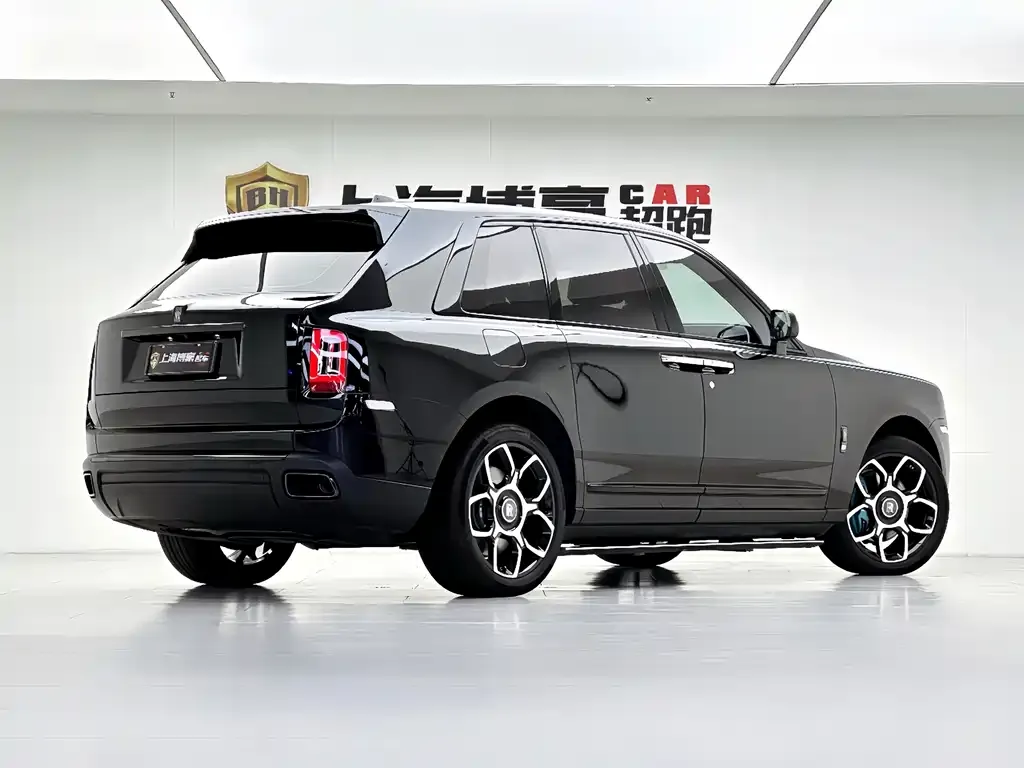 Rolls-Royce Cullinan 2023 из CN, фото 2