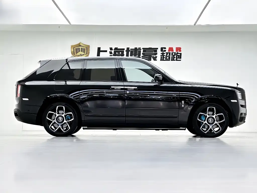 Rolls-Royce Cullinan 2023 из CN, фото 3