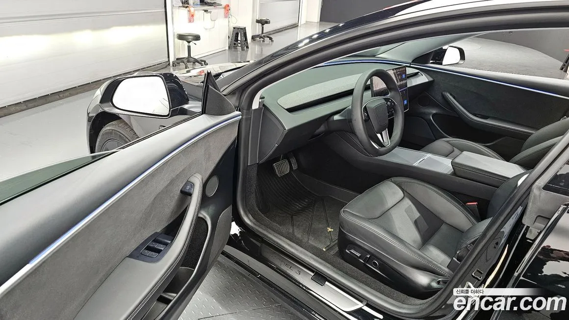 Tesla Model 3 2024 из KR, фото 10