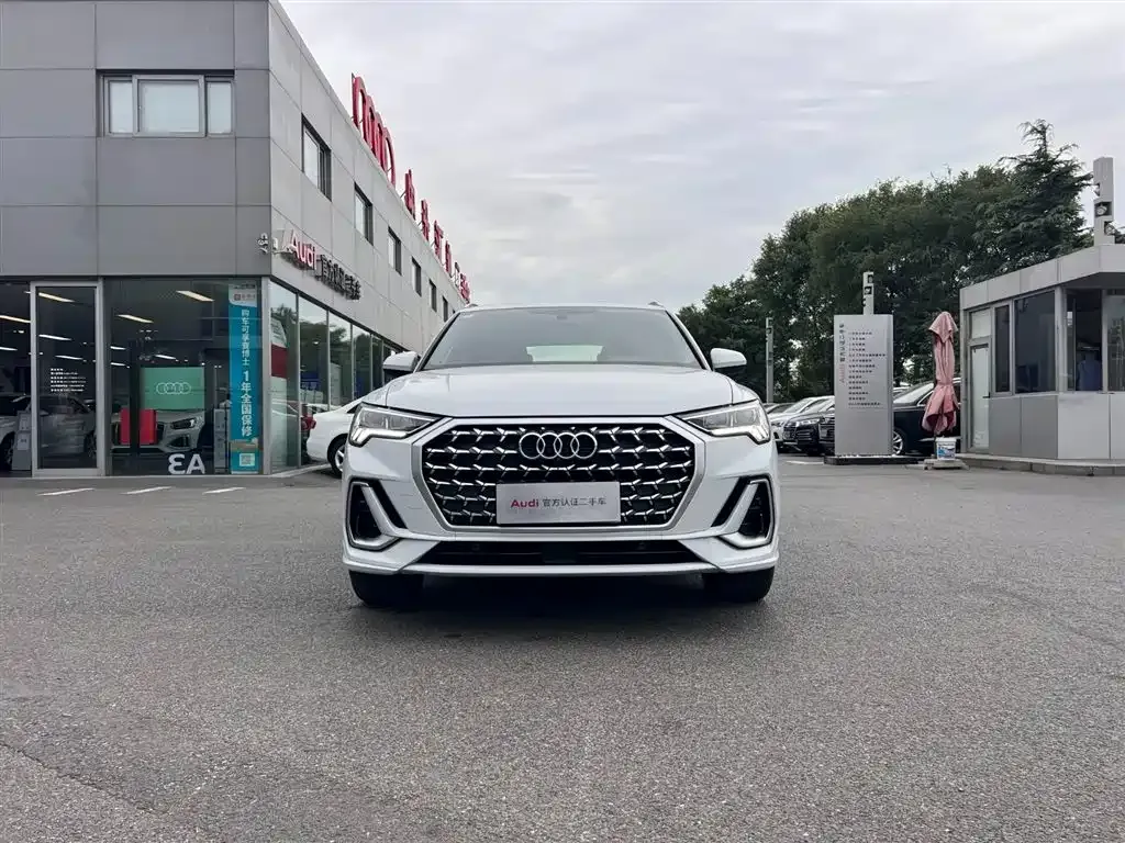 Audi Q3 2024 из CN, фото 8