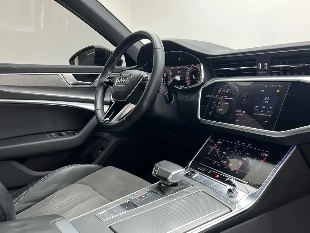 Audi A6L 2023 из CN, фото 10
