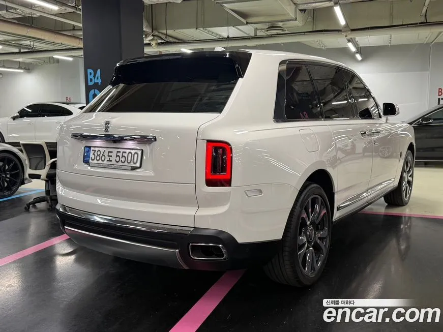 Rolls-Royce Cullinan 2022 из KR, фото 4