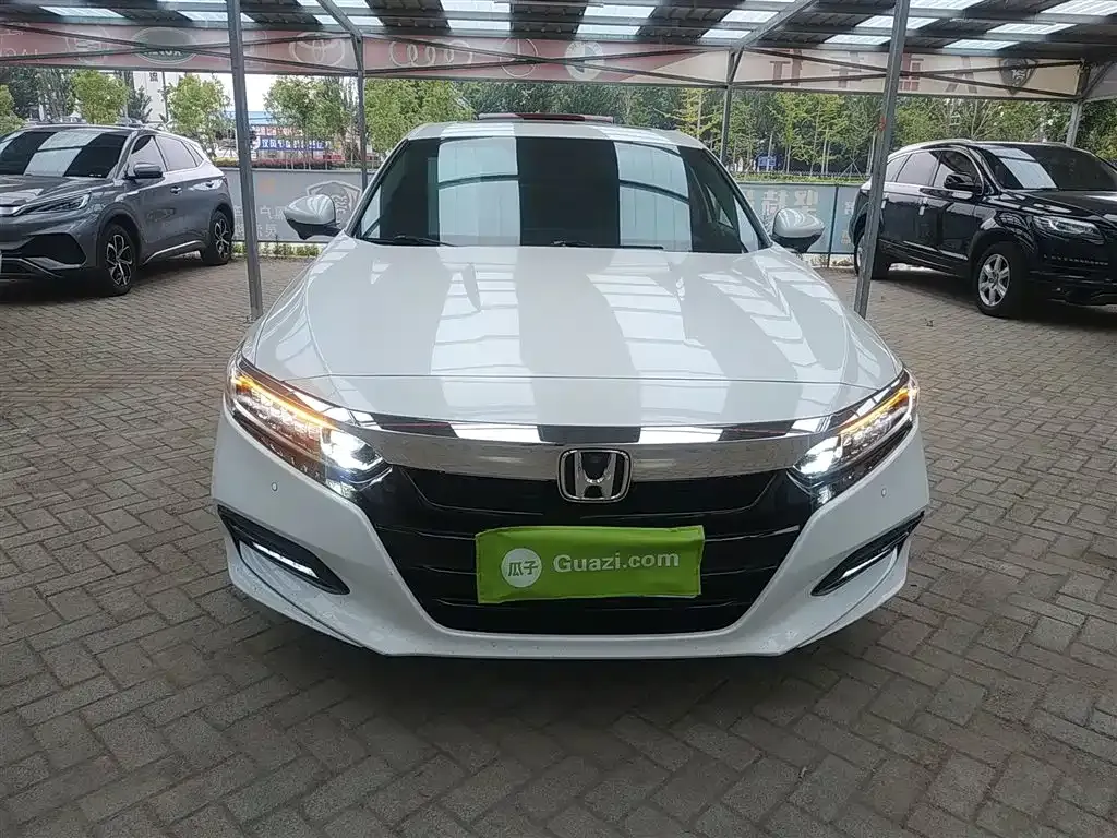 Honda Accord — фото 3